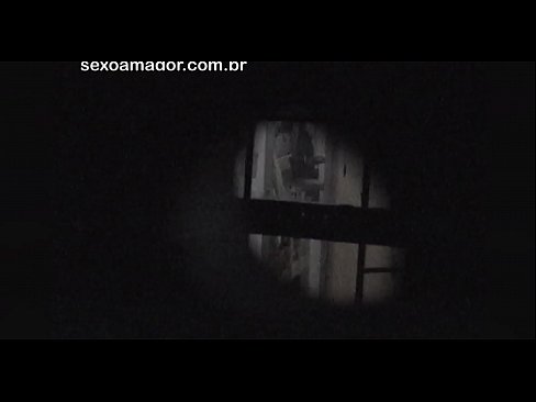 ❤️ Lourinho é secretamente filmado por um voyeur de bairro escondido atrás de tijolos ocos ☑ Porno vídeo em pt-br.marketapp.top